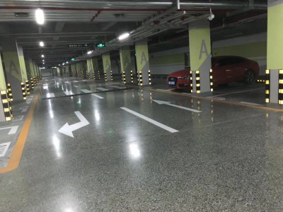 鄭州永威逸陽溪畔透明固化劑
